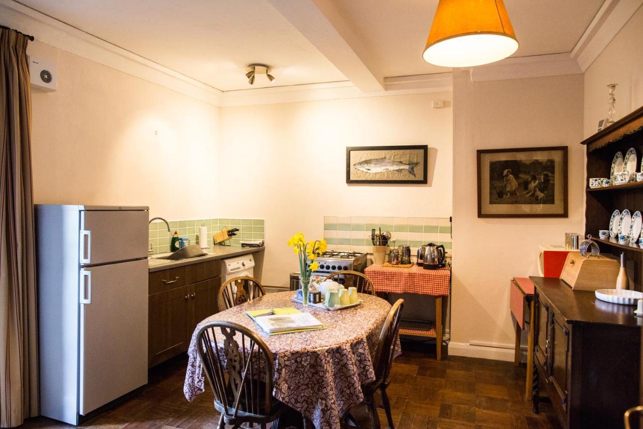 Butlers Quarters Apartment Cairndow Esterno foto
